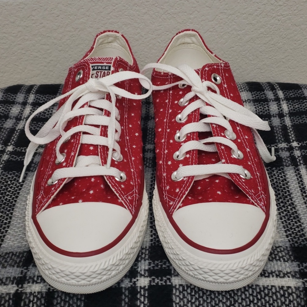 BRAND NEW Converse CTAS Red/White Stars W9/M7